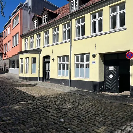 Fewo1846 - Kapitaenskoje - Zentral Gelegene Altbauwohnung Direkt Am Hafen *